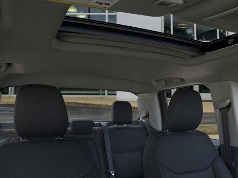 New 2026 Ford Maverick XLT w/ Equipment Group 301A image 12