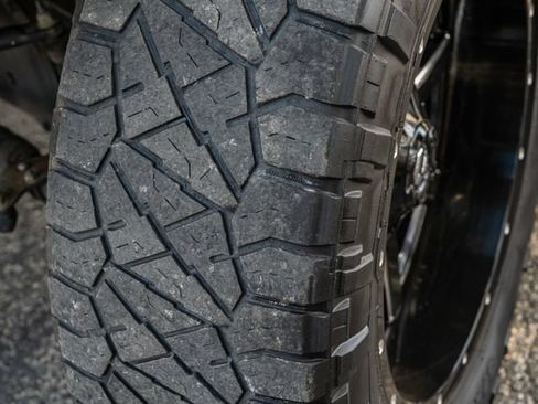 Used 2022 Ford F350 Platinum AWD/4WD image 12