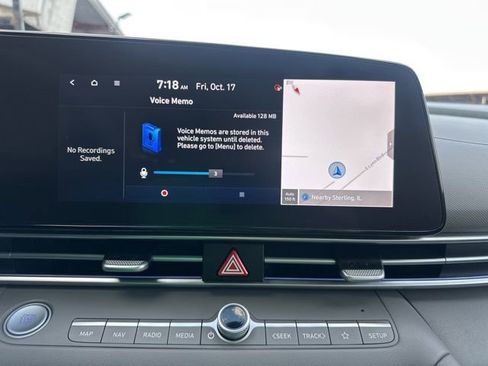 Used 2024 Hyundai Elantra SEL image 37