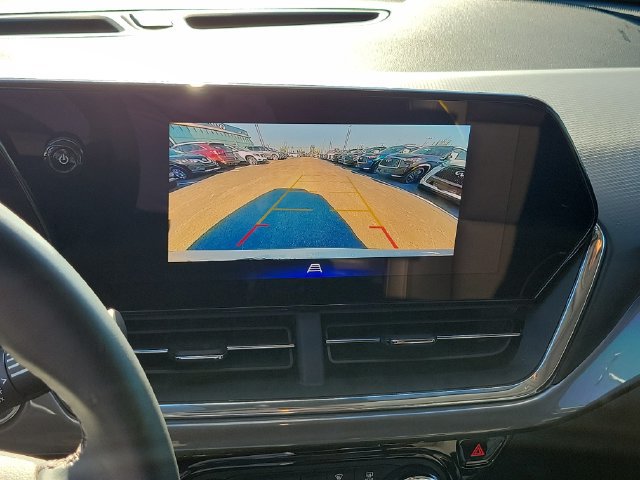 Used 2026 Chevrolet Trax ACTIV w/ Driver Confidence Package FWD image 27
