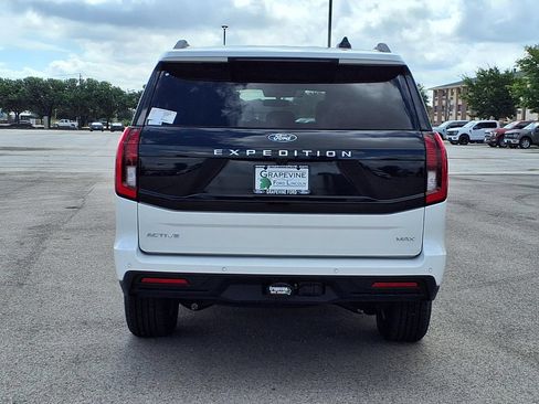 New 2026 Ford Expedition Max Active RWD image 5