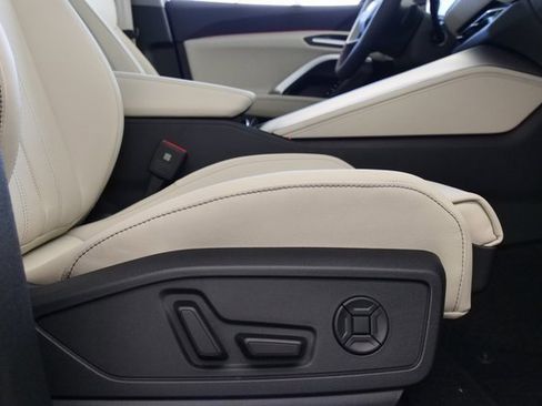 New 2025 Audi Q5 Premium Plus image 16