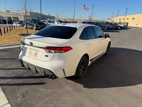Used 2023 Toyota Corolla SE image 4