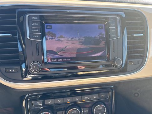 Used 2019 Volkswagen Beetle 2.0T Final Edition SEL image 8