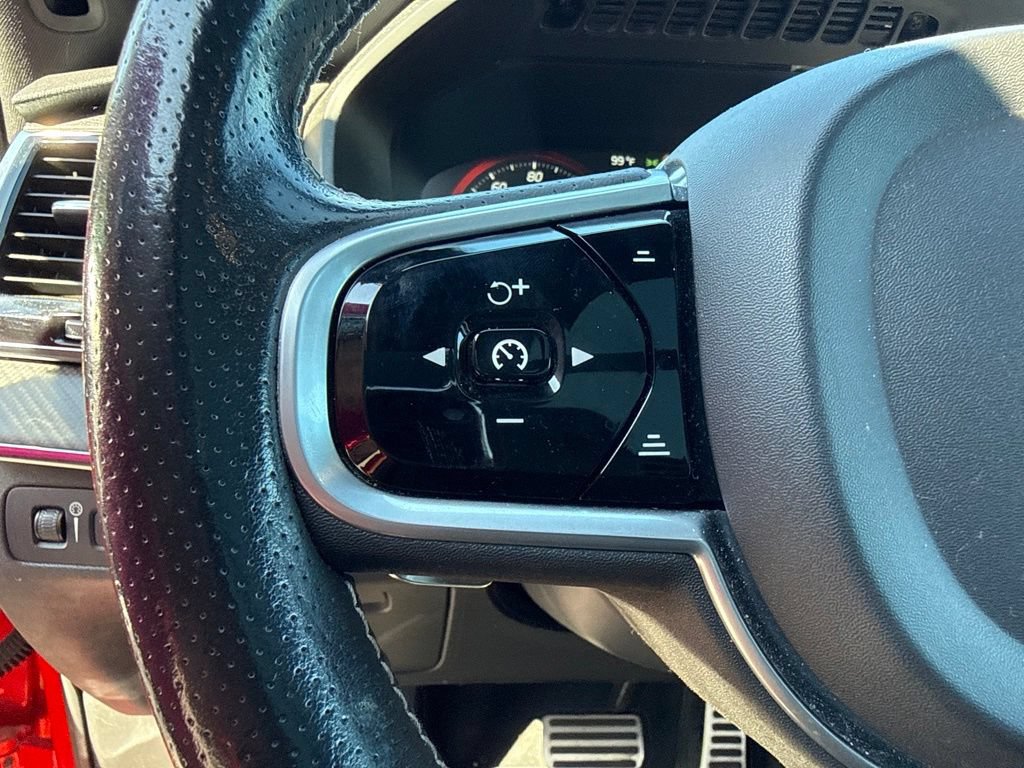 Used 2018 Volvo XC90 T8 R-Design w/ Convenience Package AWD/4WD image 11
