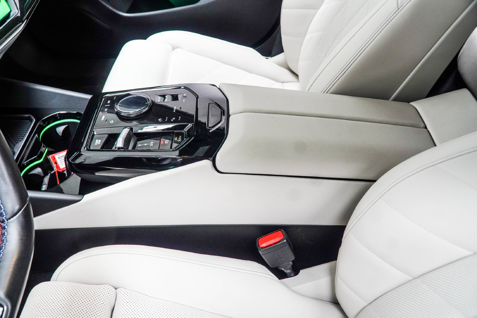 Used 2024 BMW i5 M60 w/ Premium Package AWD/4WD image 23