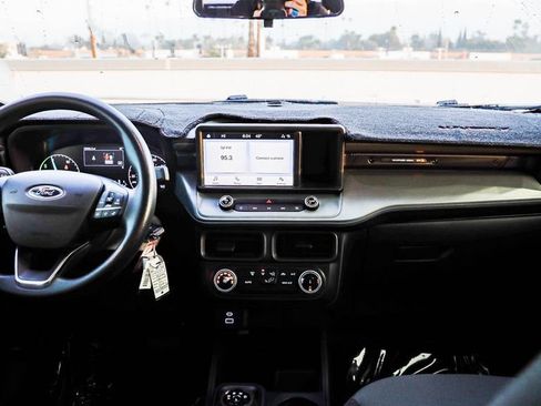 Used 2024 Ford Maverick XL image 13