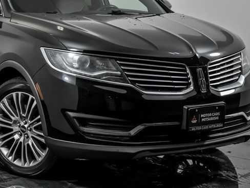 Used 2017 Lincoln MKX Reserve w/ Lincoln MKX Climate Package image 2