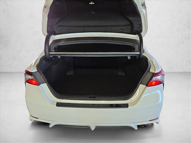 Certified 2021 Toyota Camry SE w/ Carpet Mat Package (TMS) FWD image 6