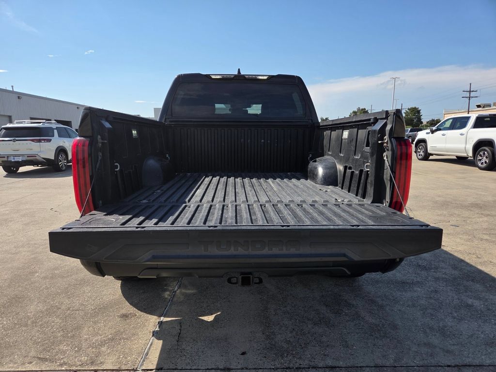 Used 2022 Toyota Tundra SR5 w/ SR5 Premium Package RWD image 26