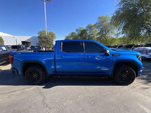 Used 2022 GMC Sierra 1500 Elevation w/ Elevation Premium Package image 2