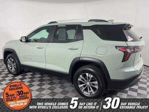 Certified 2025 Chevrolet Equinox LT w/ Convenience Package II AWD/4WD image 8