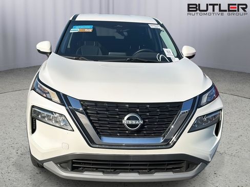 Used 2022 Nissan Rogue SV FWD image 4