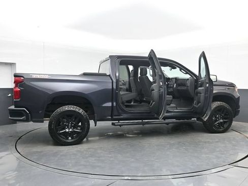 Used 2022 Chevrolet Silverado 1500 Custom Trail Boss w/ LPO, Dark Essentials Package AWD/4WD image 48