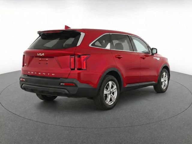 Used 2022 Kia Sorento LX AWD/4WD image 3