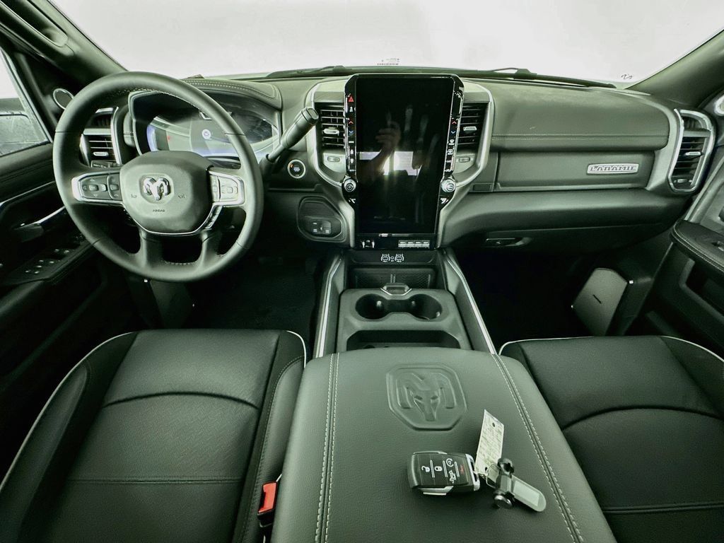 New 2026 RAM 3500 Laramie AWD/4WD image 9