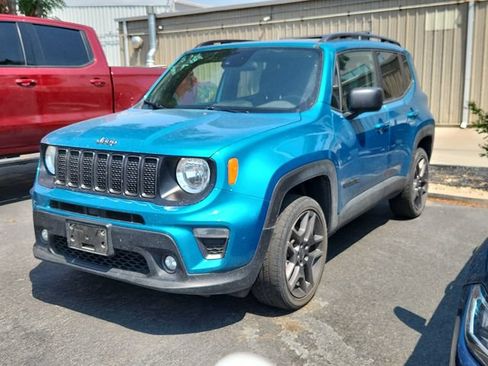 Used 2021 Jeep Renegade Latitude w/ Sun & Sound Group AWD/4WD image 3
