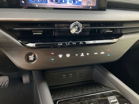 New 2025 Nissan Murano SV image 9