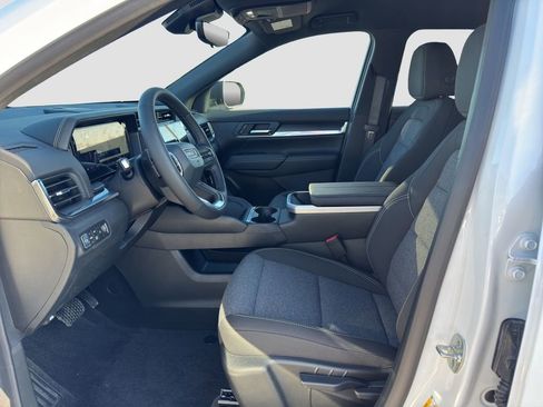 New 2026 GMC Terrain Elevation w/ Technology Package II AWD/4WD image 9