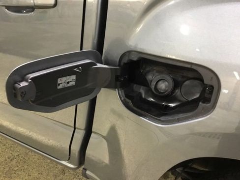 Used 2022 GMC Canyon Elevation w/ Trailering Package image 12