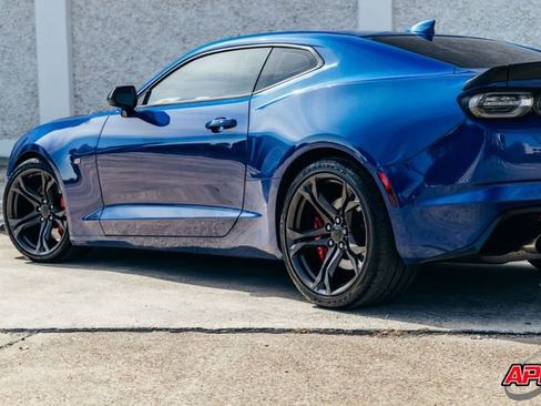 Used 2019 Chevrolet Camaro SS image 54