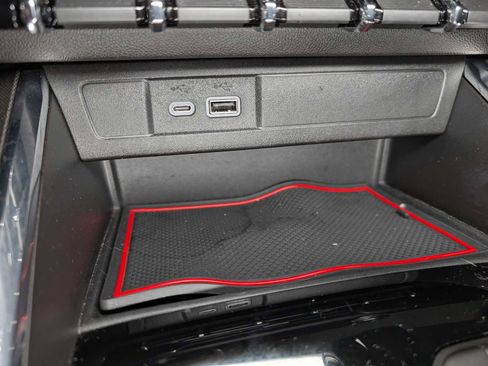 Used 2024 GMC Canyon Elevation w/ Convenience Package image 29