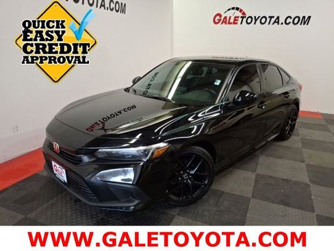 Used 2022 Honda Civic Sport image 1