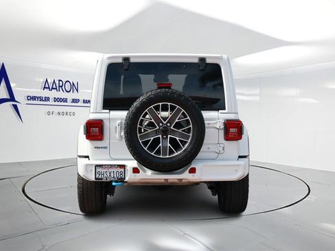 Used 2024 Jeep Wrangler High Altitude image 3