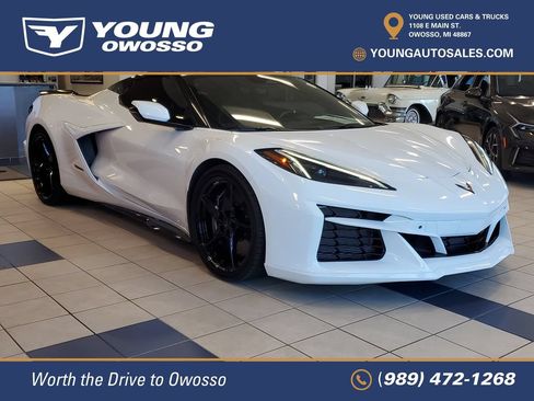 Used 2024 Chevrolet Corvette E-Ray AWD/4WD image 2