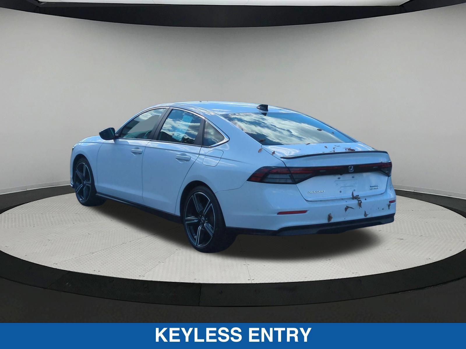 Used 2023 Honda Accord Sport image 6