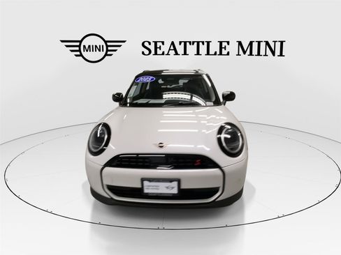 Certified 2025 MINI Cooper S image 3