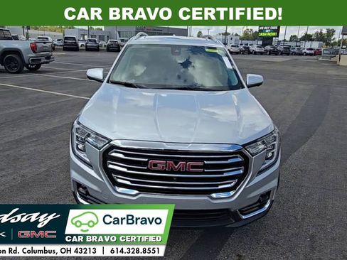Certified 2022 GMC Terrain SLT w/ Tech Package image 3