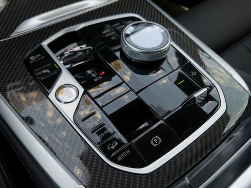 New 2027 BMW X7 M60i AWD/4WD image 10