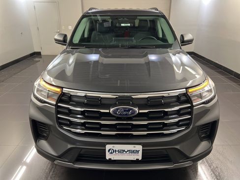 New 2026 Ford Explorer Active image 2