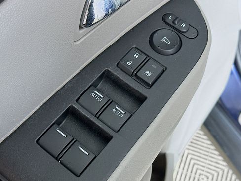 Used 2016 Honda Odyssey EX-L image 18