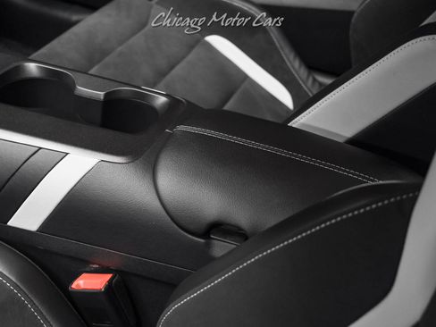 Used 2022 Ford Mustang Shelby GT500 w/ Carbon Fiber Track Pack RWD image 18