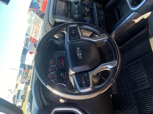 Used 2021 Chevrolet Silverado 2500 LTZ w/ LTZ Plus Package image 16