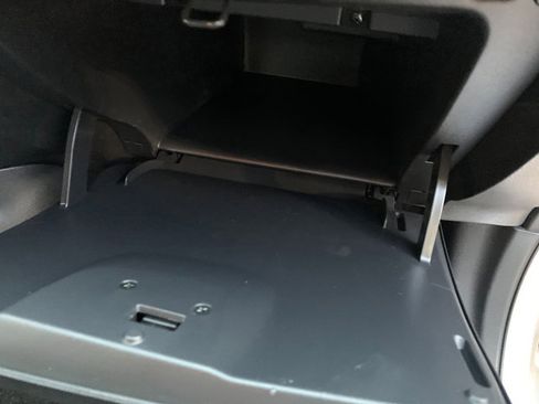 Used 2015 Nissan Versa Note S Plus FWD image 12