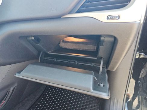 Used 2017 Jeep Cherokee Trailhawk image 29