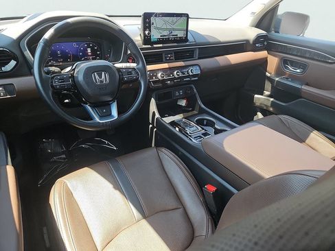 Certified 2023 Honda Pilot Elite image 11