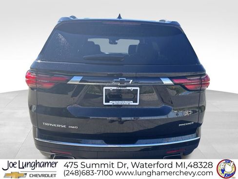 Used 2023 Chevrolet Traverse Premier AWD/4WD image 4