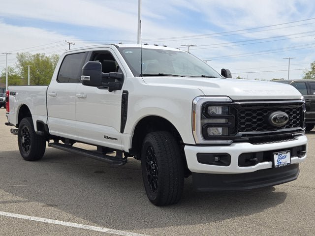 Used 2025 Ford F250 Lariat w/ Black Appearance Package AWD/4WD image 3