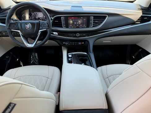 Used 2024 Buick Enclave Avenir w/ Avenir Technology Package AWD/4WD image 17