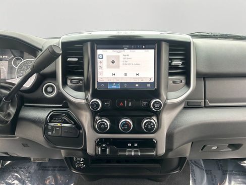 Used 2024 RAM 3500 Big Horn image 14