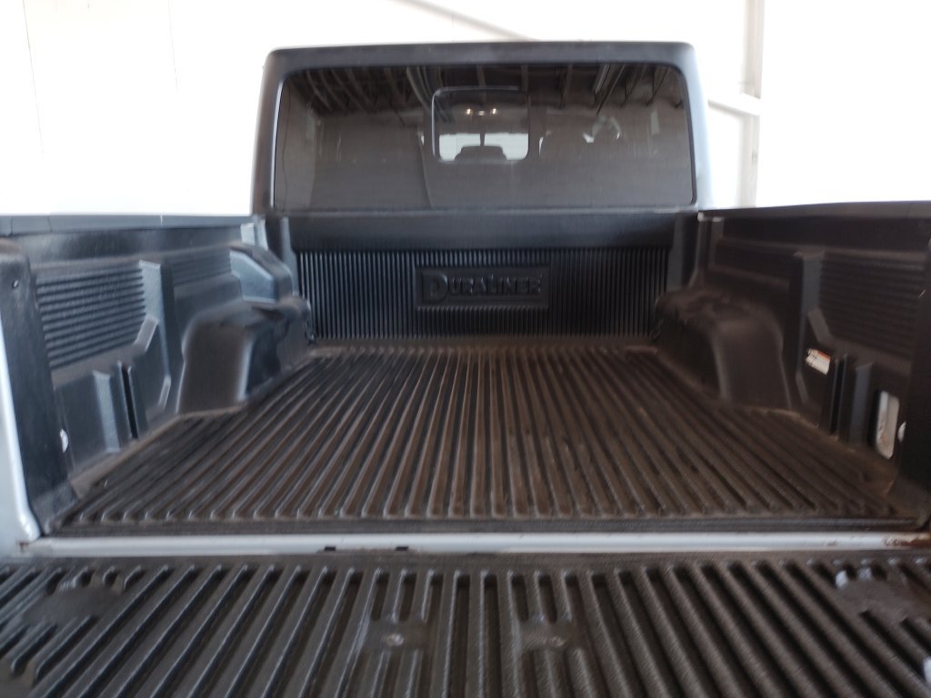 Used 2022 Jeep Gladiator Sport AWD/4WD image 16