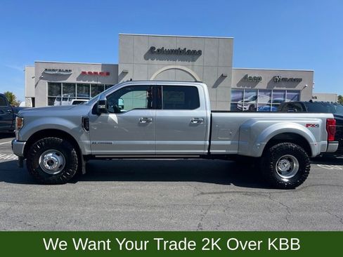 Used 2022 Ford F350 Platinum image 1