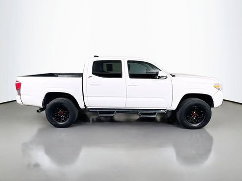 Used 2023 Toyota Tacoma SR image 8