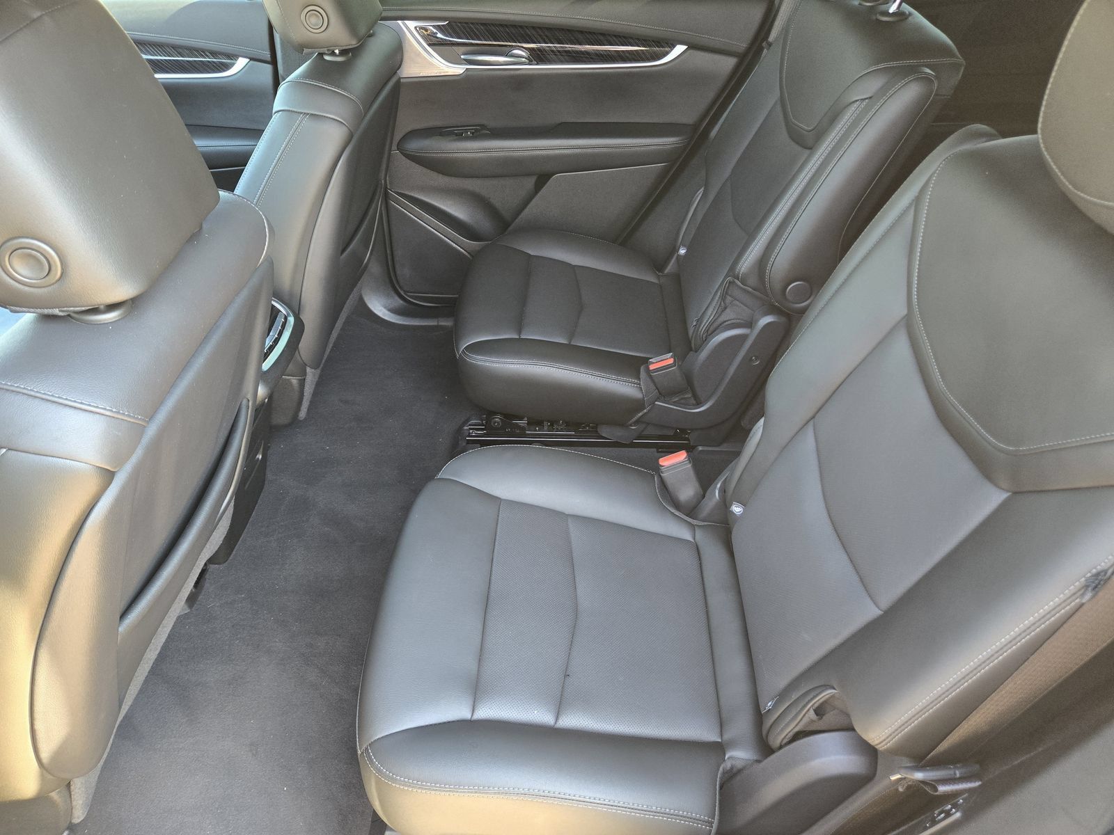 Used 2023 Cadillac XT6 Premium Luxury FWD image 34