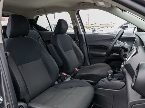 Used 2024 Nissan Kicks S FWD image 18