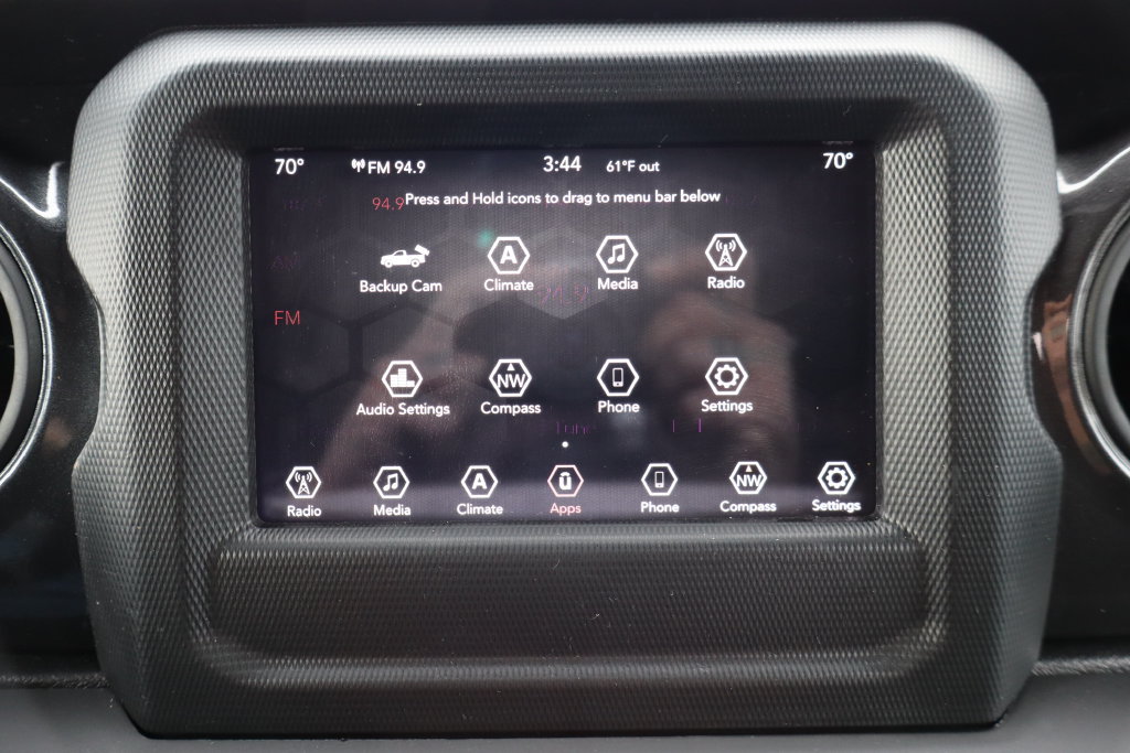 Used 2022 Jeep Gladiator Sport AWD/4WD image 7